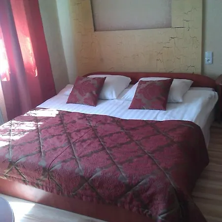 Motel Gwardia 2*